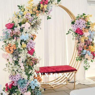 お買い得 ゴールドステンレススチールフレームソファ 円形デザイン カップル向け ウェディングやダイニングに 快適なダイニングチェア オンライン