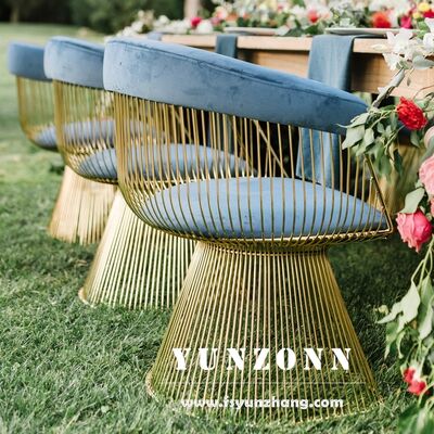 お買い得 休憩用 布のアームチェア 新型ワイヤ ベルベット 食卓 金色ステンレス フレーム リビングルーム ホテル レストラン オンライン