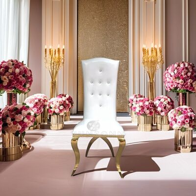 お買い得 豪華な高背中 リビング ホテルと結婚式のための金色ステンレス鋼のクロス脚 オンライン